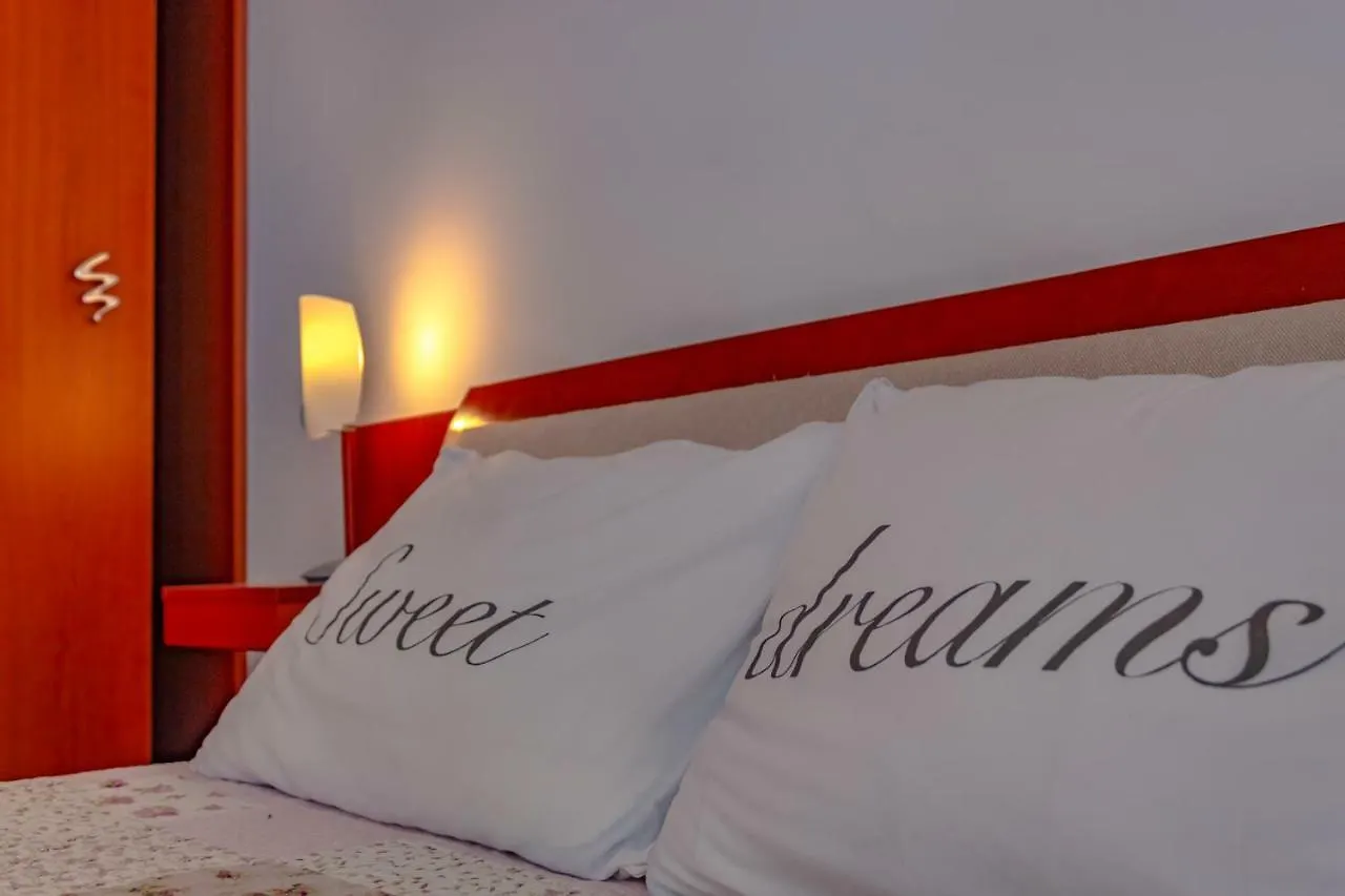 Apartment Leon And Leona أوباتيا 0*,  كرواتيا
