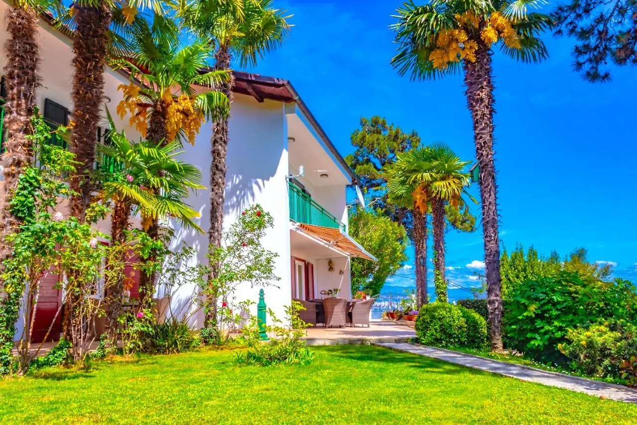 Apartment Leon And Leona أوباتيا